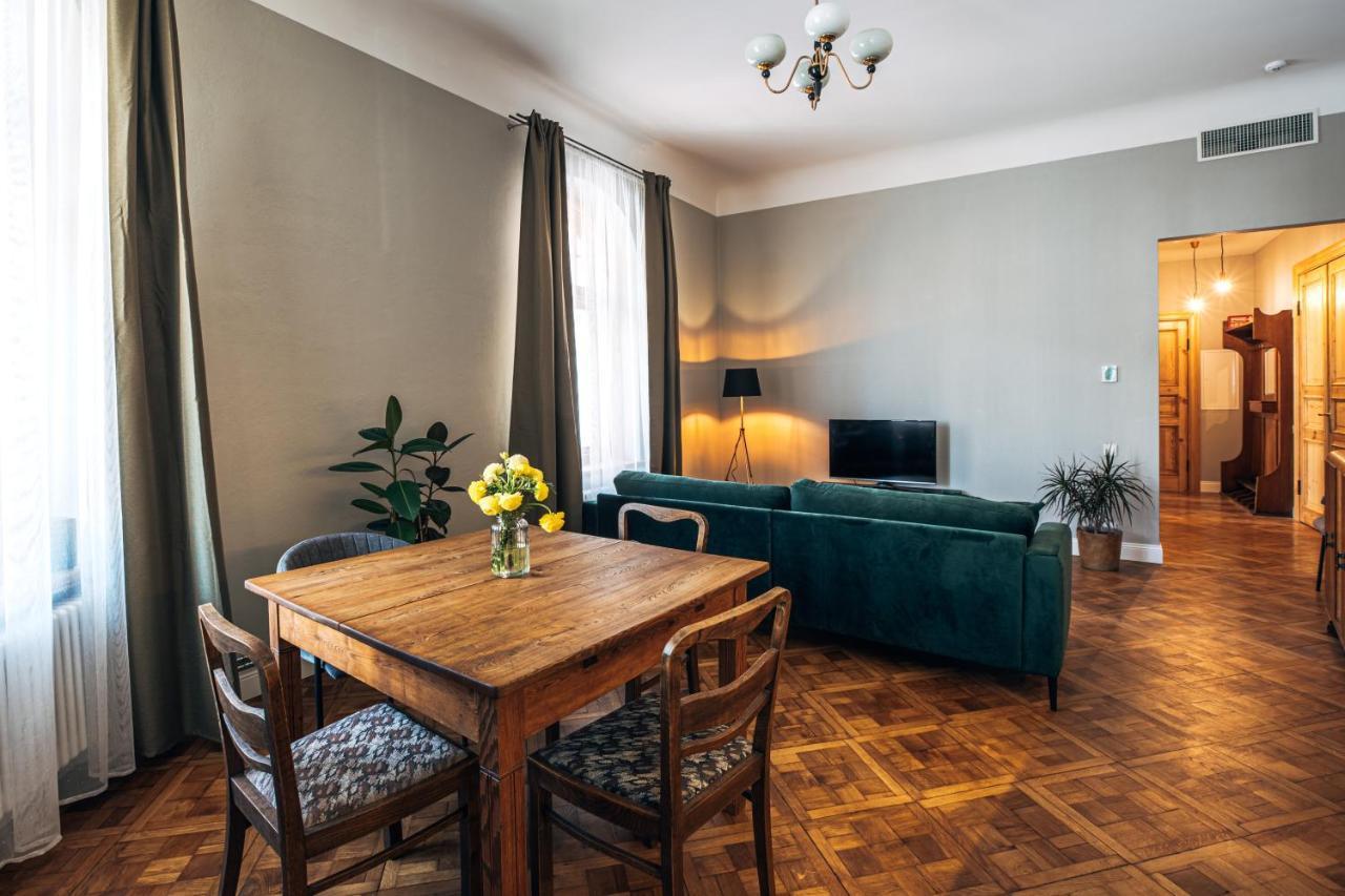 Constantine Apartments Ρίγα Εξωτερικό φωτογραφία